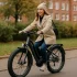 Stijlvol en zorgeloos onderweg met een moderne elektrische damesfiets die bij je past