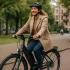 Speelplezier naast de fiets