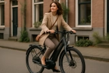Stijlvol en zorgeloos onderweg met een moderne elektrische damesfiets die bij je past